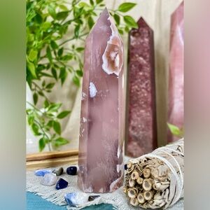 2536 Pink Jelly Flower Agate Crystal Tower